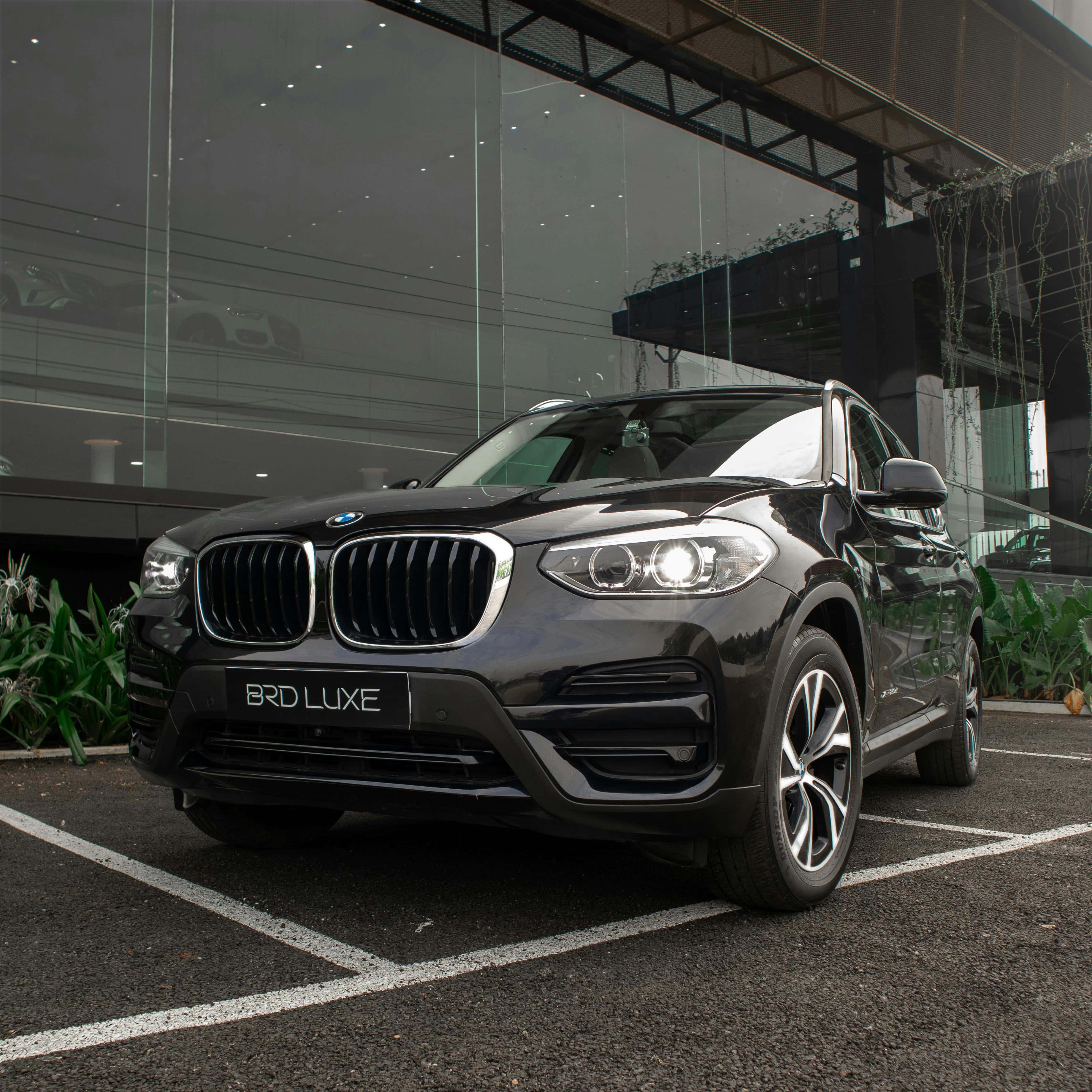 2026 BMW X5 in Boston snow – composed on salted New England roads